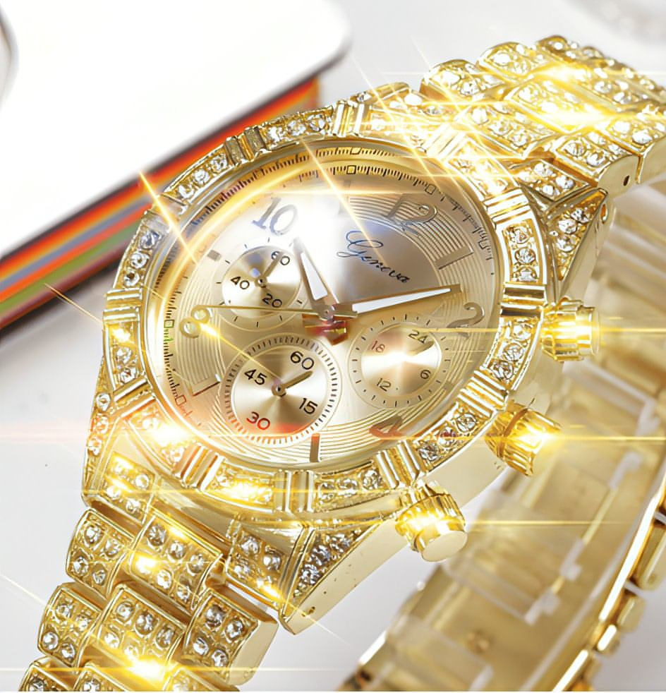 LunaGeneva™ – Rose Gold Crystal Iced-Out Quartz Watch Women
