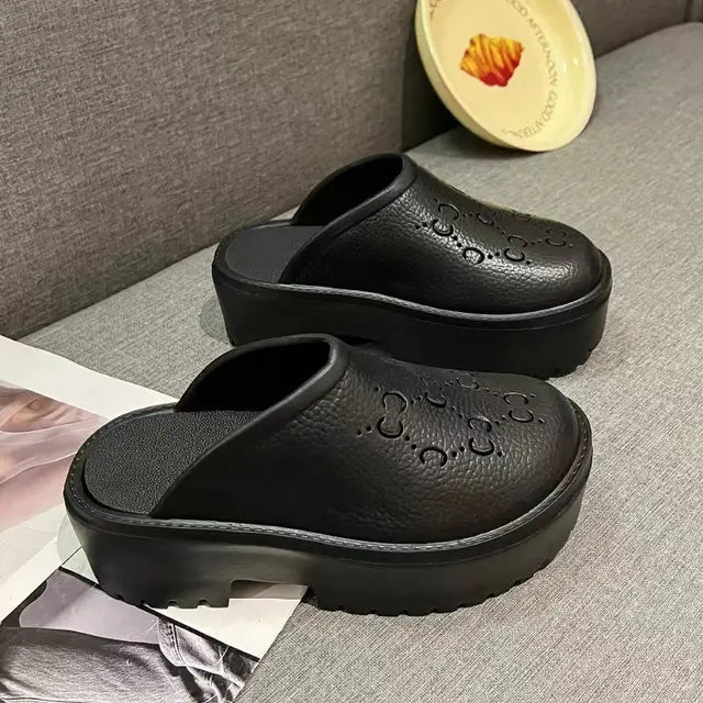 Design Ladies Summer Beach EVA Slippers Soft Sole Niche platform Sandals for Women Jelly Slides