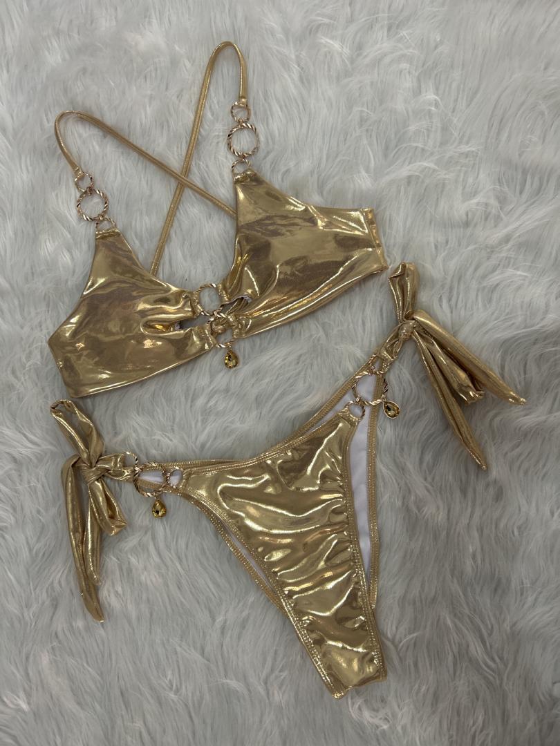 Metal ring hanging diamond bikini