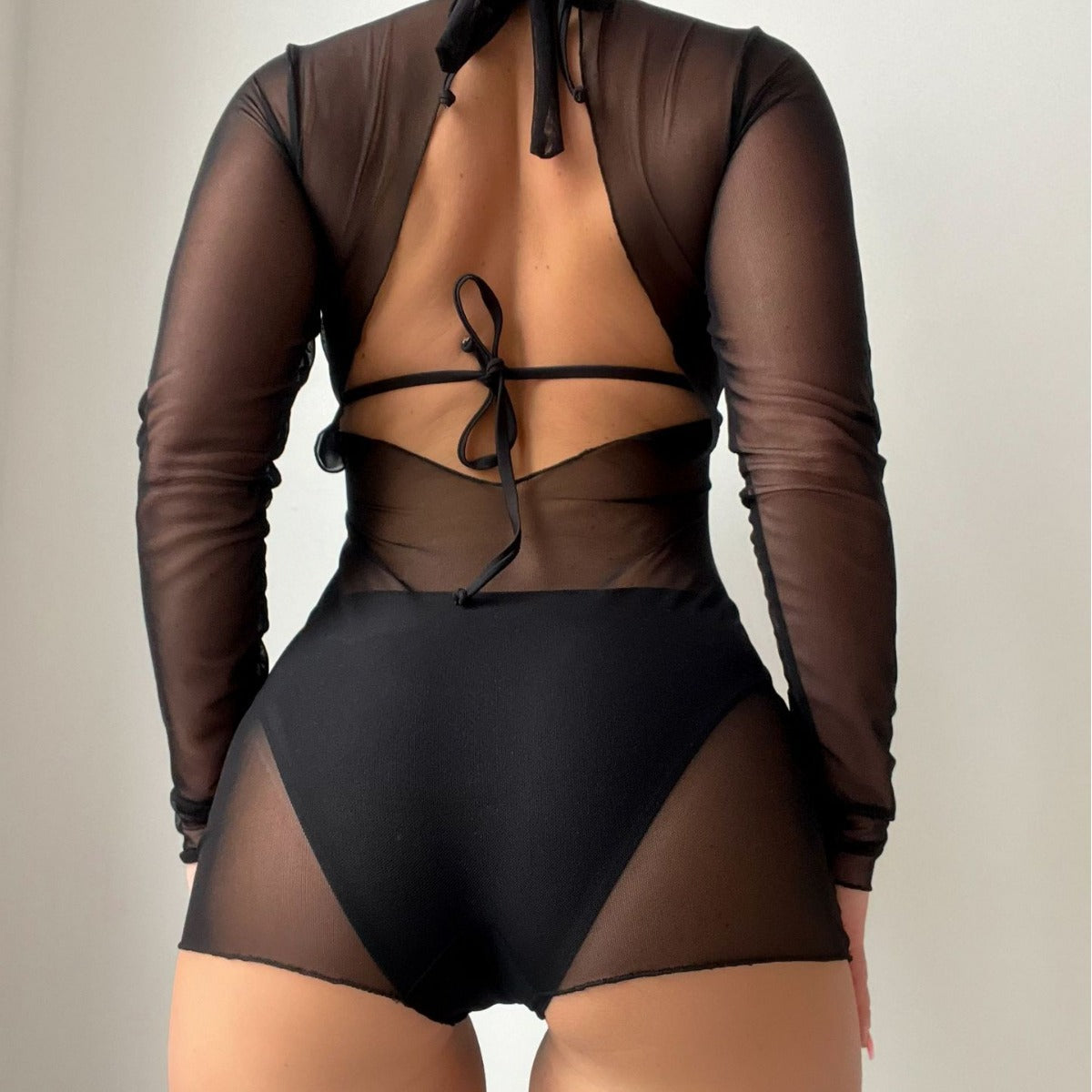 Solid color one-piece bikini swimsuit