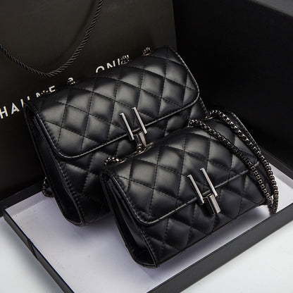 Tweed Quilted Chain Crossbody Bag