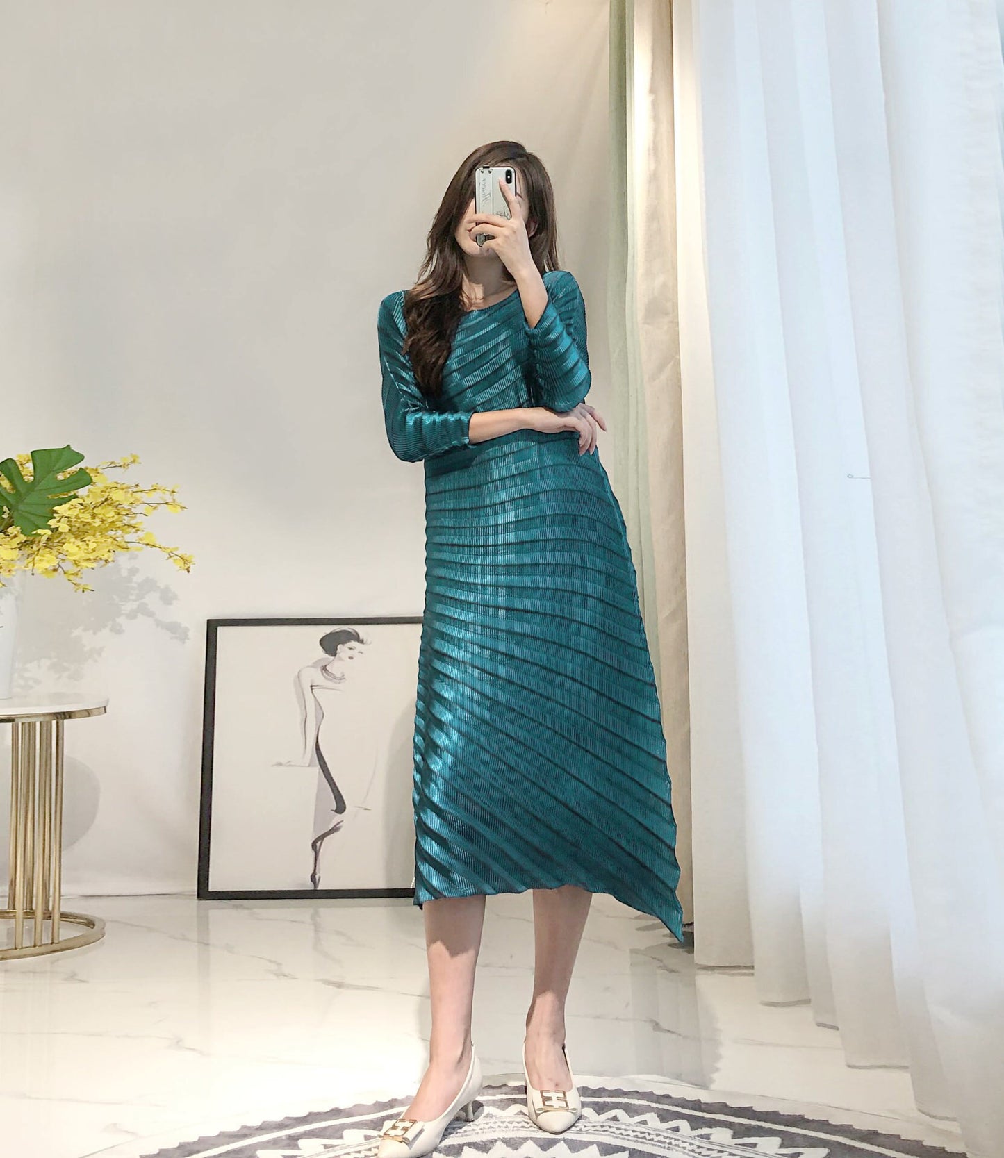 LANMREM Striped Pleated Dress For Women Round Neck Irregular Loose Elegant Clothing Ladies Party Fashion Spring New 2R9688
