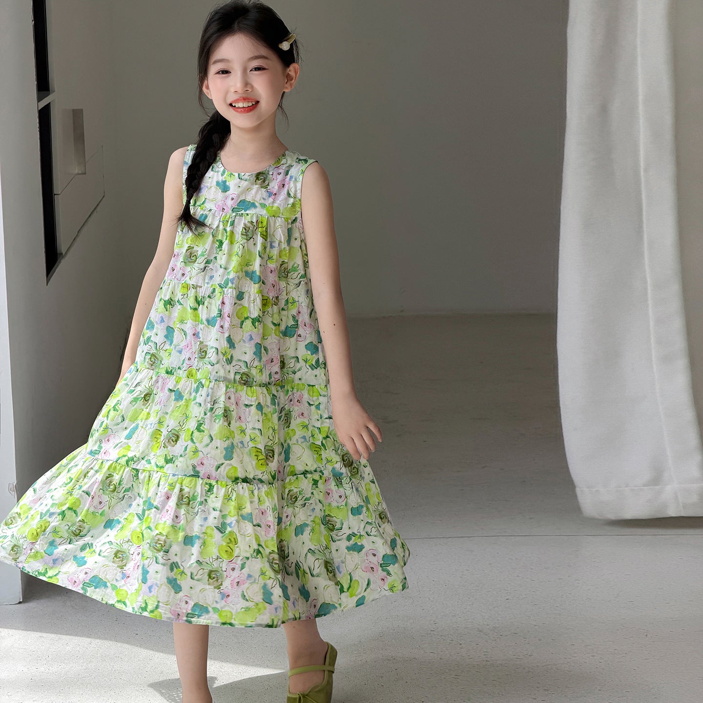 Girls' summer dress