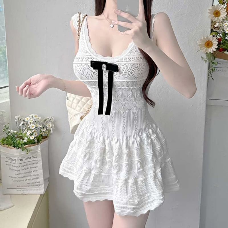 Ladies' slim fit U-neck bow dress