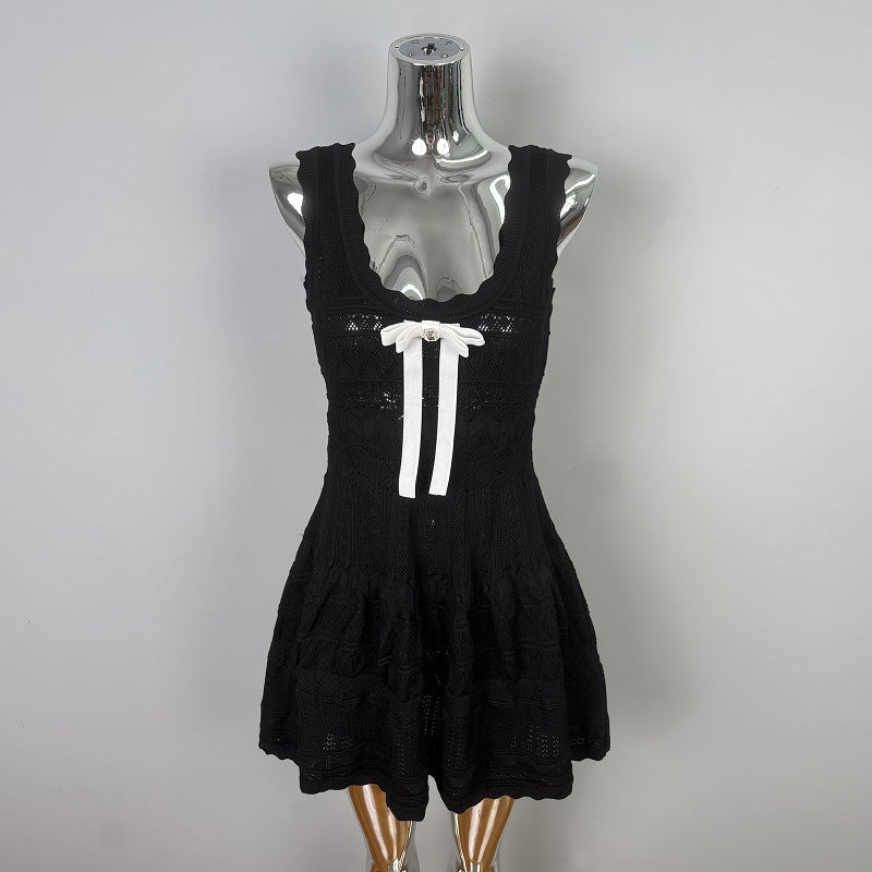 Ladies' slim fit U-neck bow dress