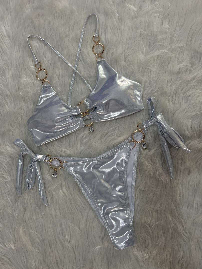Metal ring hanging diamond bikini