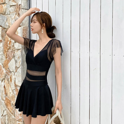 Summer one-piece slim hot spring swimsuit with small chest