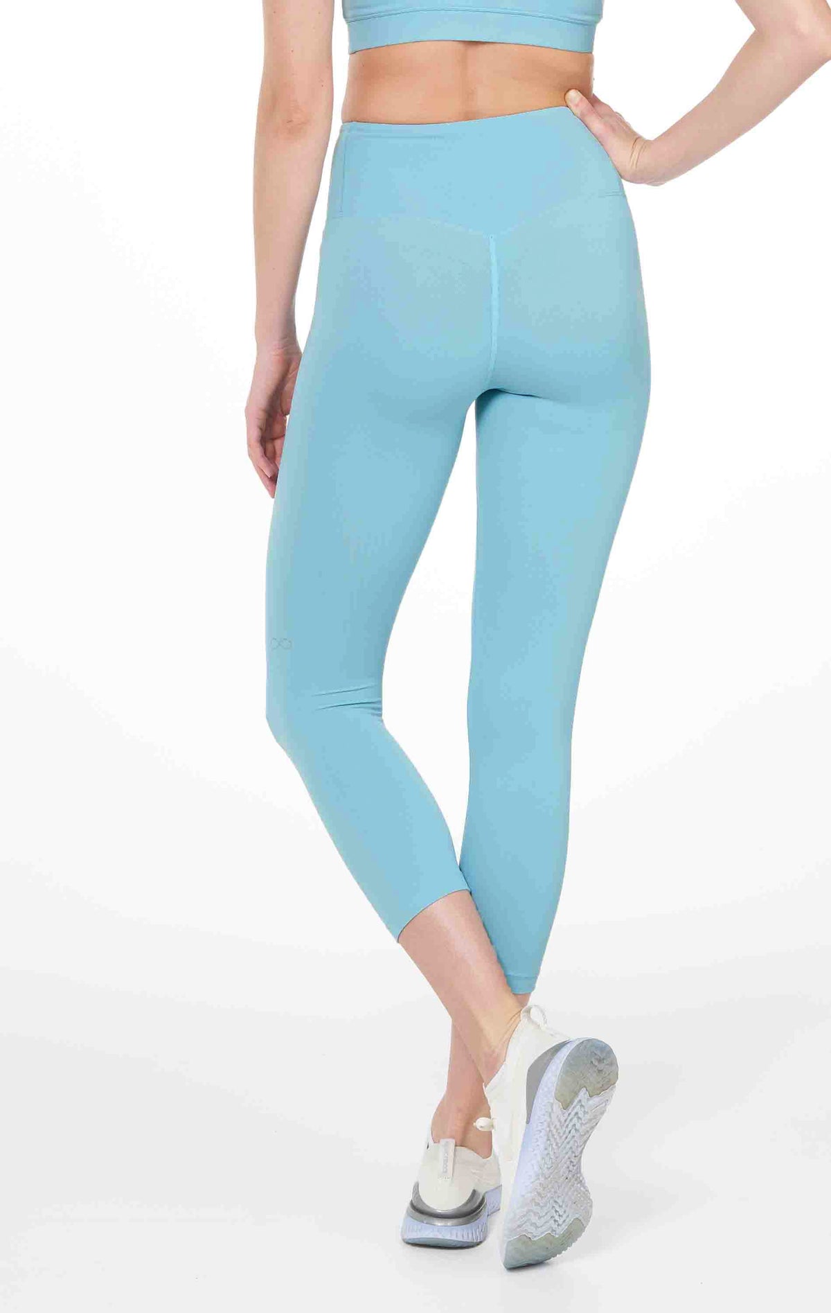 Copy of Hybrid Cloudlux Capri Legging 20"