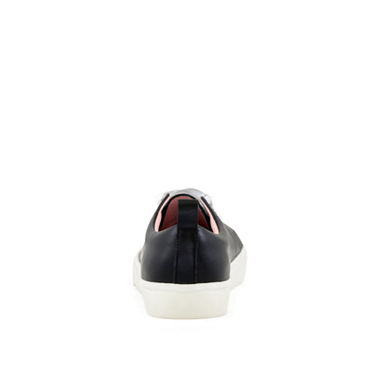 Women's Vancouver Wide Lace Sneaker Black