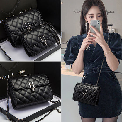 Tweed Quilted Chain Crossbody Bag