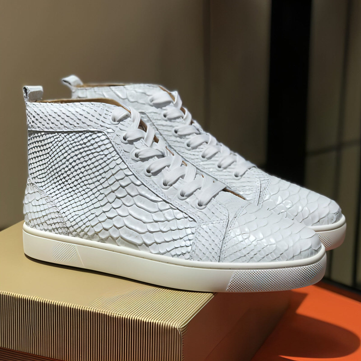Men's High Top Casual Board Shoes Crocodile Pattern Sports Leather